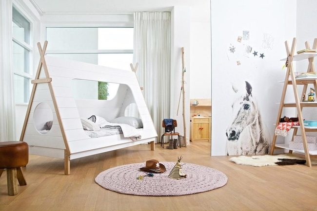 Pink Rug, Horse Dreams