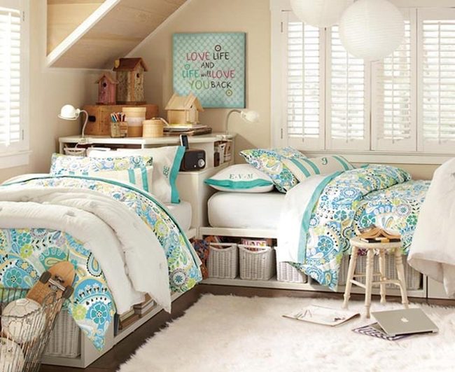 Blue And White Patterned Guest Room