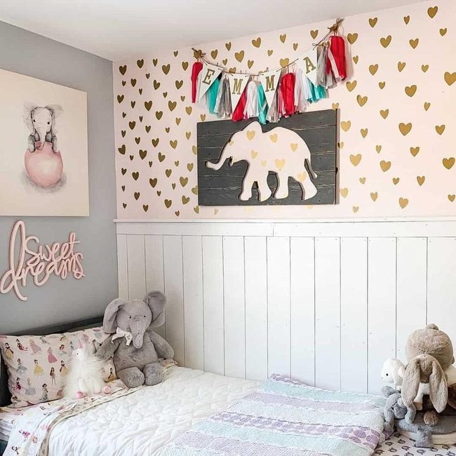 Pink Gold Hearts Girl'S Room