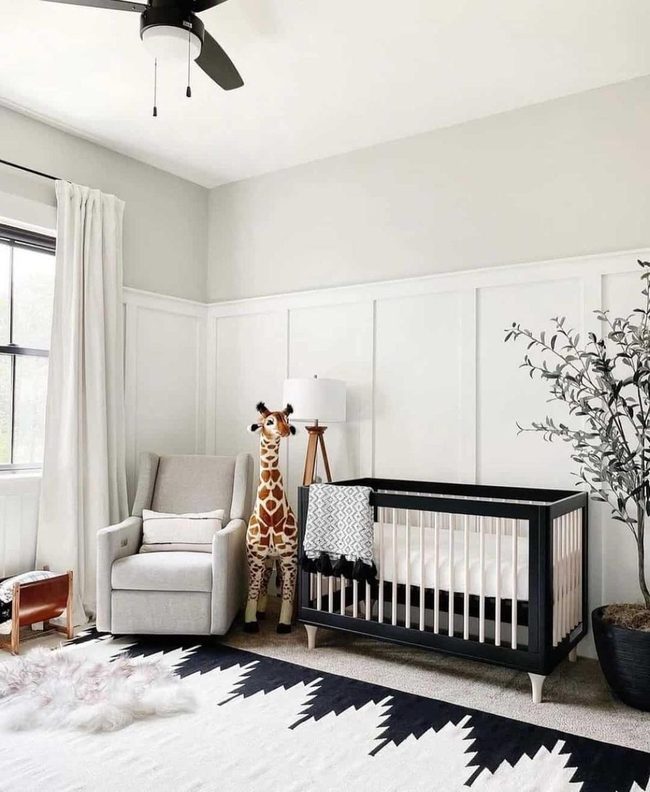 Giraffe Gray Jungle Nursery