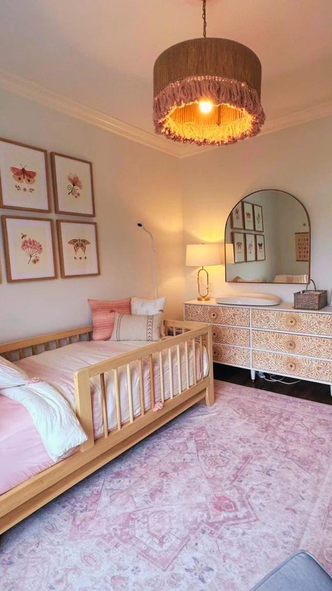 Pink Toddler Private Chamber With Systems