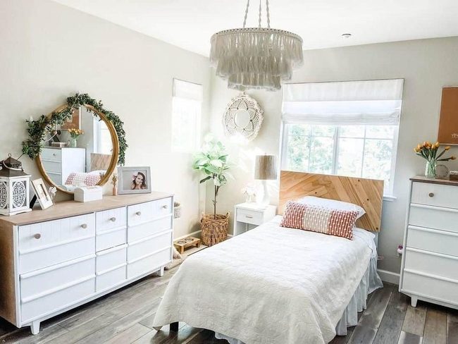 White Boho Tassel Chandelier