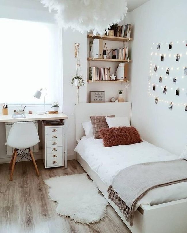 White Walls, Wood Warmth