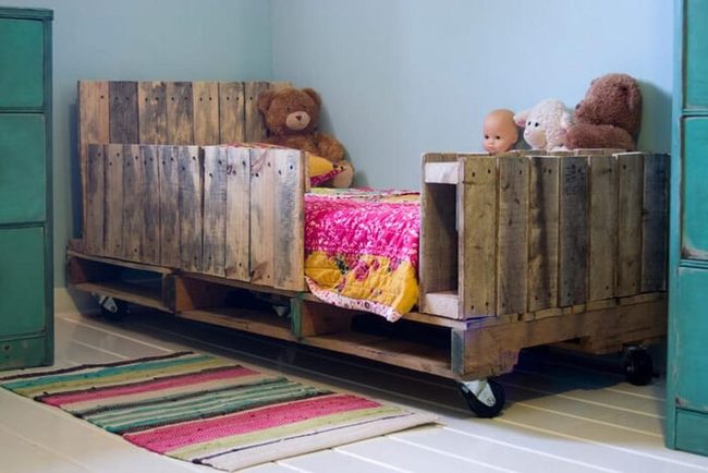 Wooden Pallet Toddler Fort