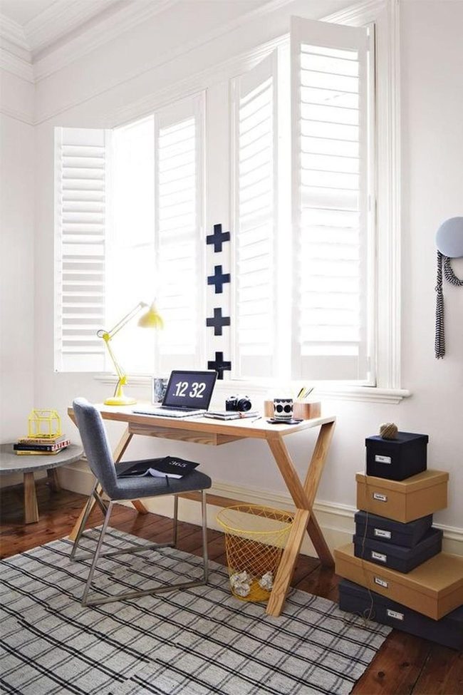Black Checkered Floor, Sunlit Focus