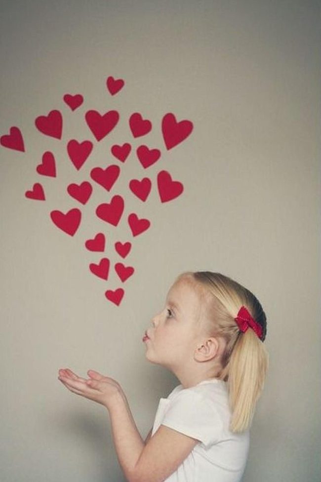 Little Girl'S Red Hearts
