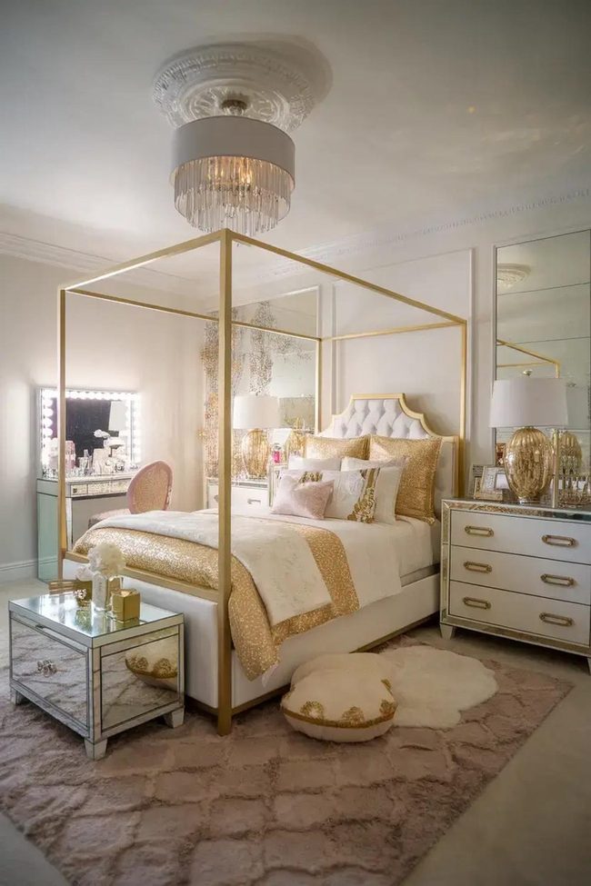 Gold And Silver Sleeping Zone Luxury