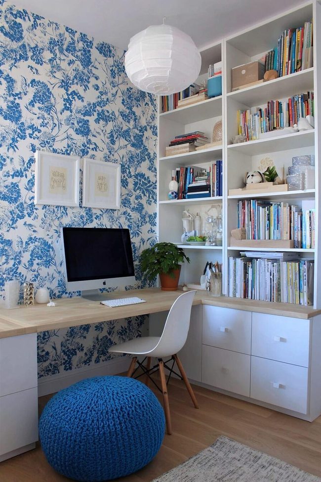 Wall-Spanning Desk With Integrated Solutions