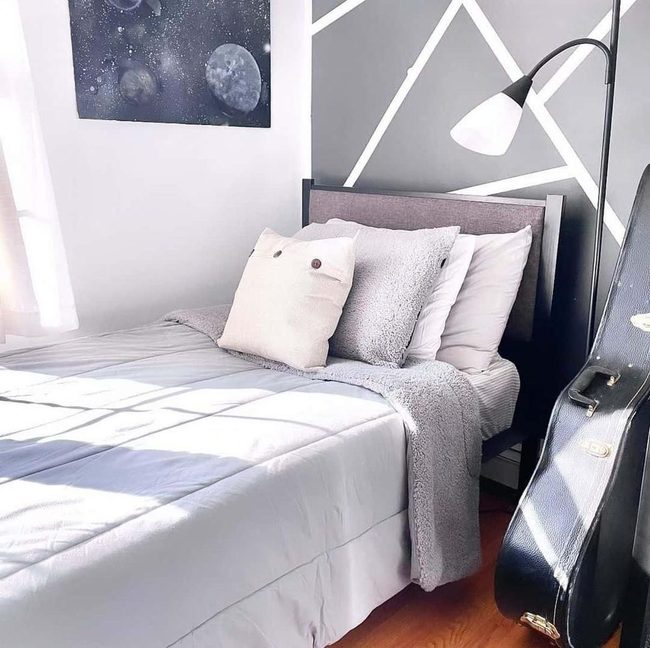Black Wood Purple Teen Bedroom