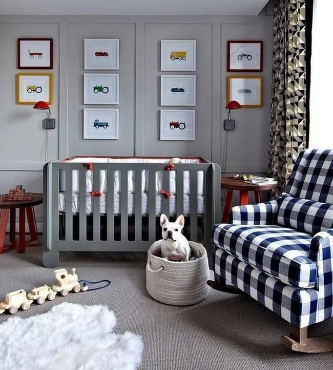 Red Lamps, Gray Walls, Trucks