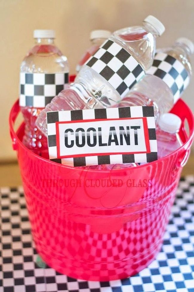 Red Checkered Racing Bucket