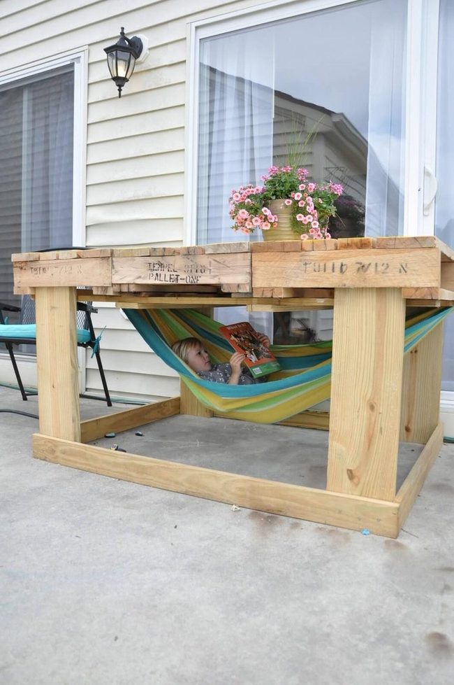 Outdoor Table Hammock Retreat