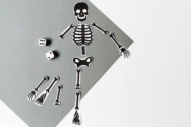 Black Skeleton Paper Dice