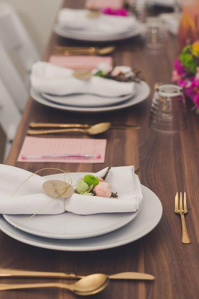 White Plates, Gold Accents, Fresh Flowers