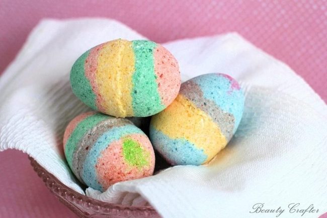 Striped Rainbow Bath Spheres