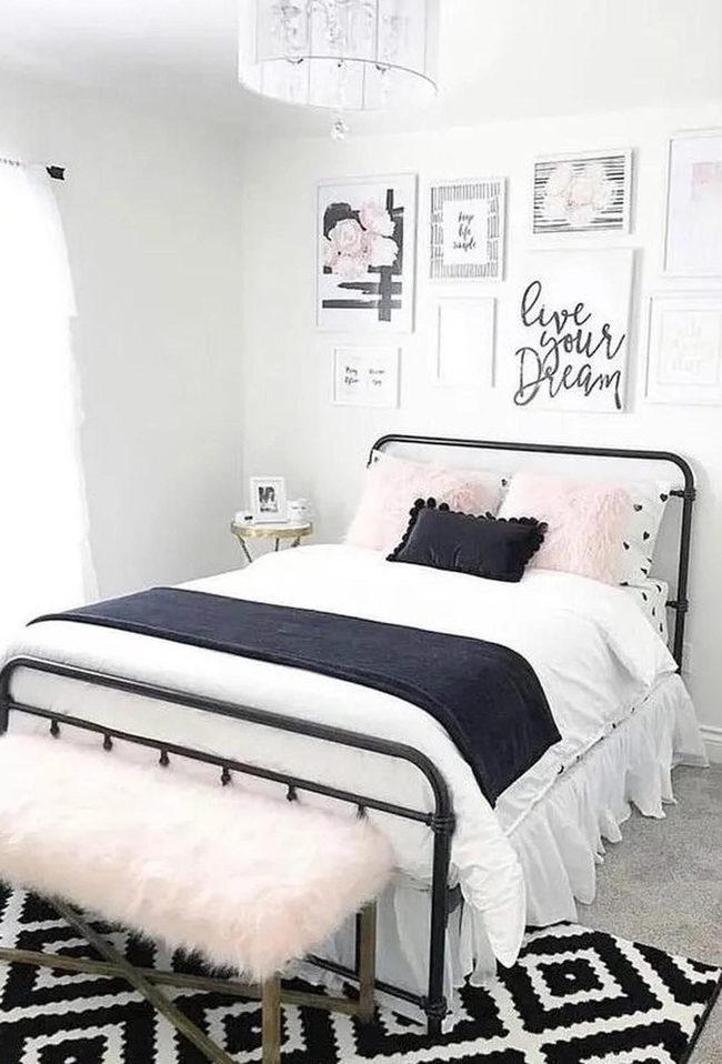 Monochrome Softness Pink Accents
