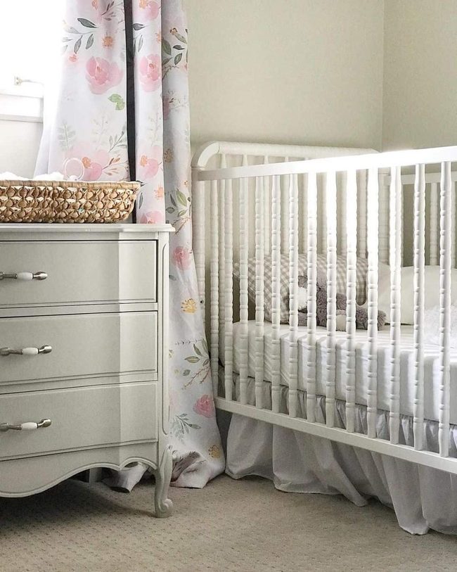 Floral Curtains Brighten Nursery