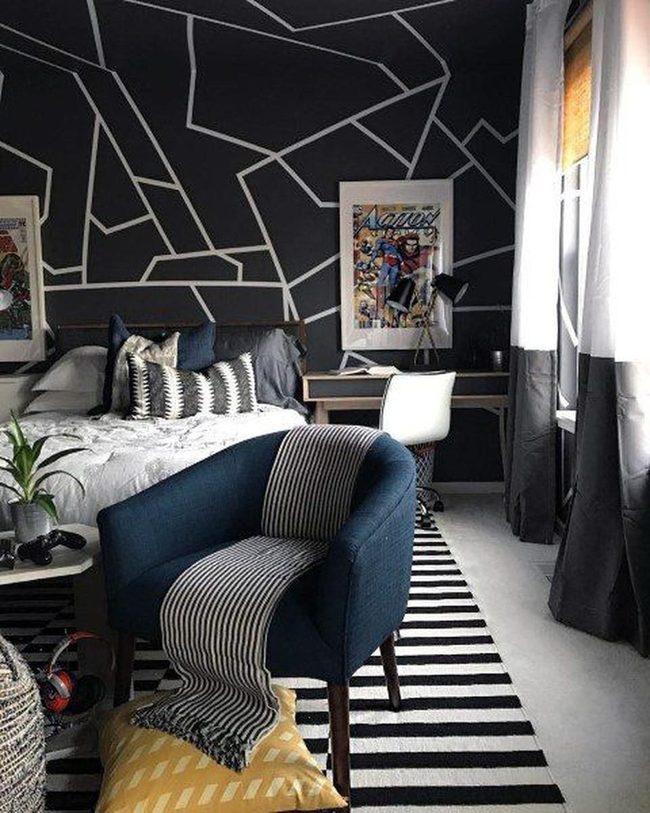 Dark Walls With Graphic Light