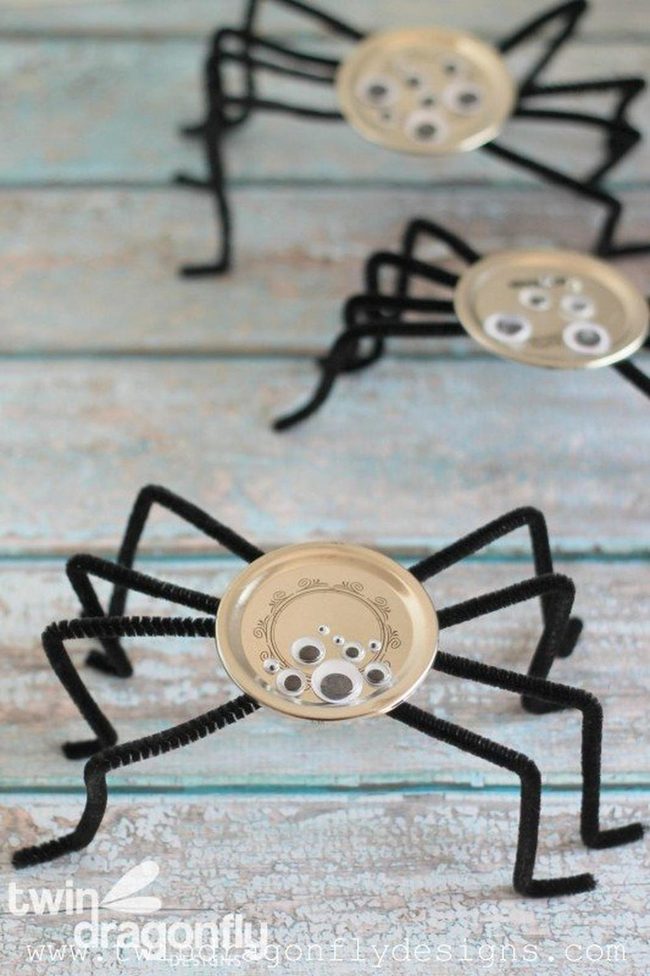 Orange Pipe Cleaner Halloween Spiders