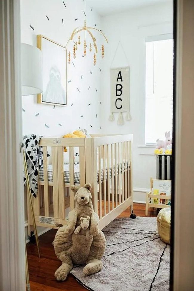 Black Dashes On White Nursery