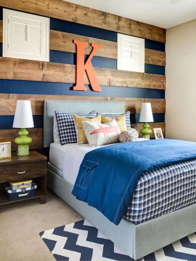 Blue Stripes, Green Lamps, Orange K