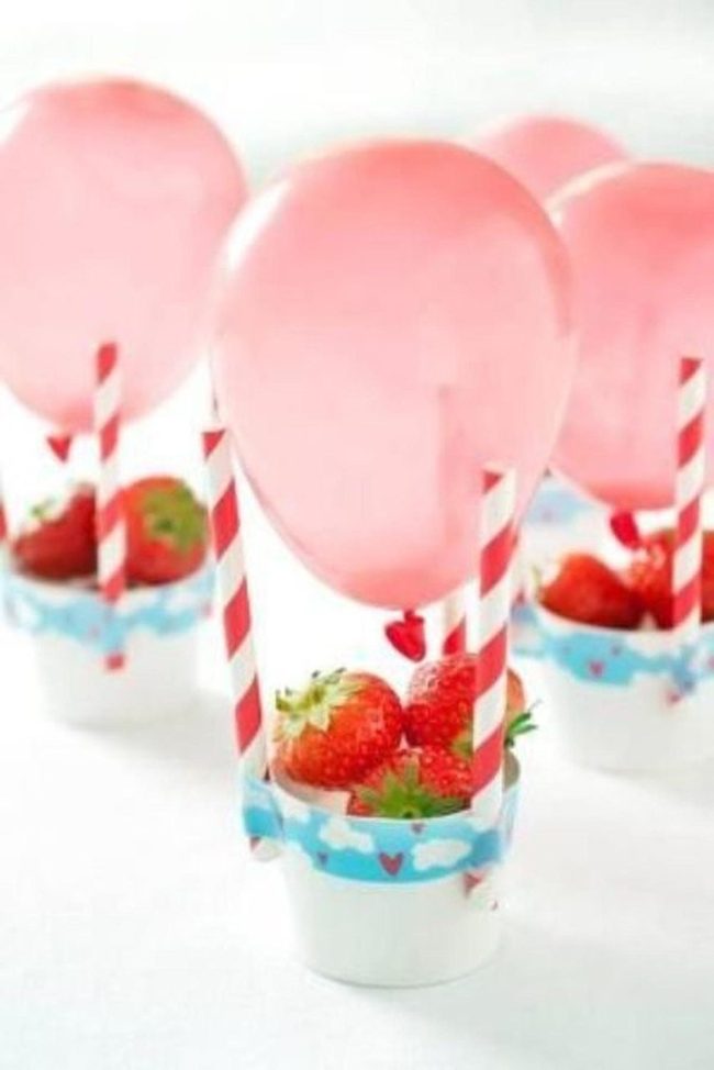 Striped Strawberry Balloon Cups