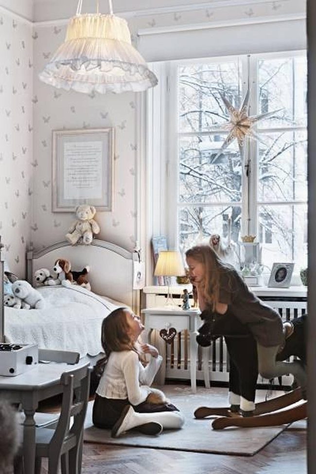 Snowy Window Children'S Room