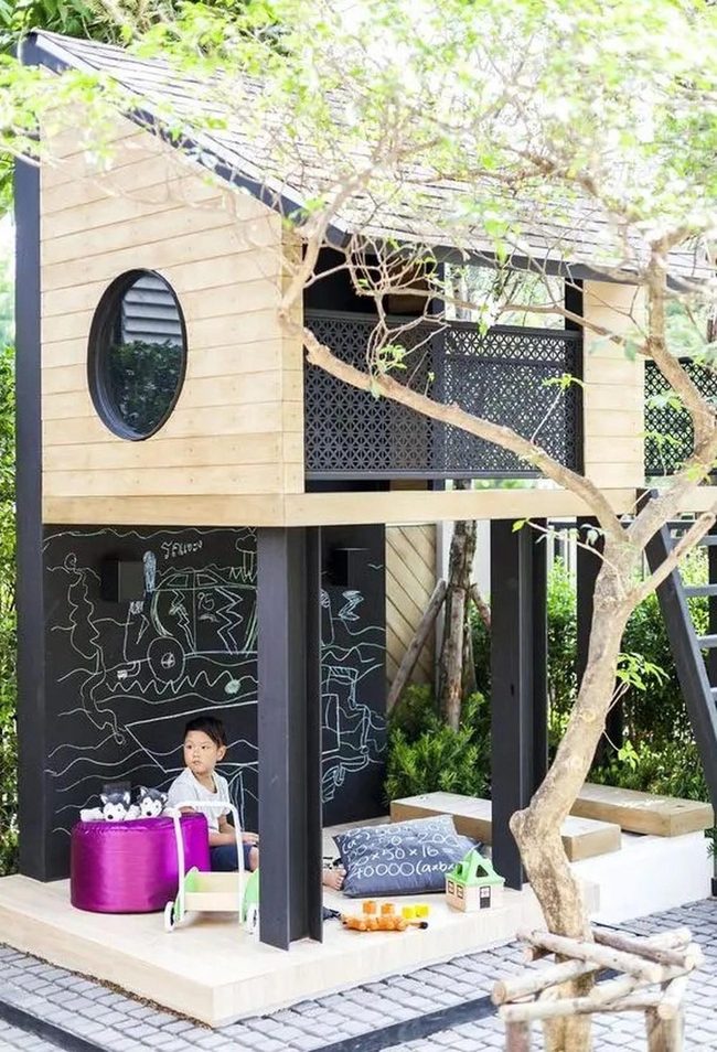 Round Windows Storybook Playhouse