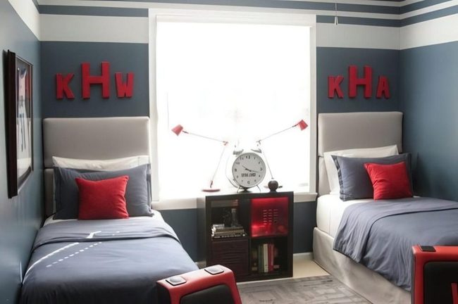 Red Accents Frame Twin Gray Beds