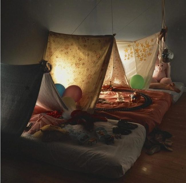 Mixed Fabric Tent With Floating Balloons