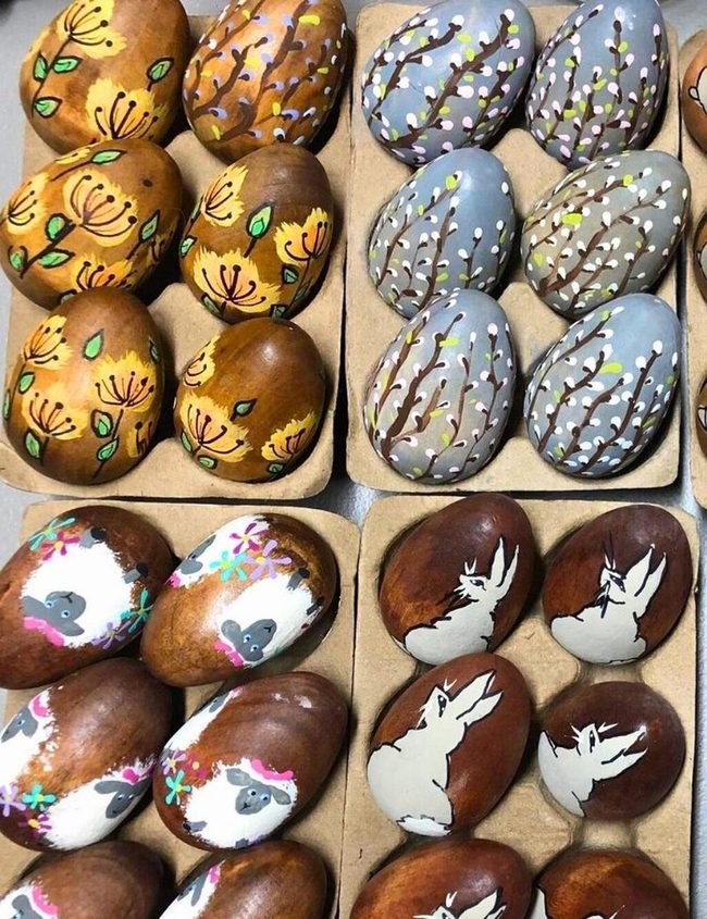 Fruit-Painted Eggs In Radiant Colors