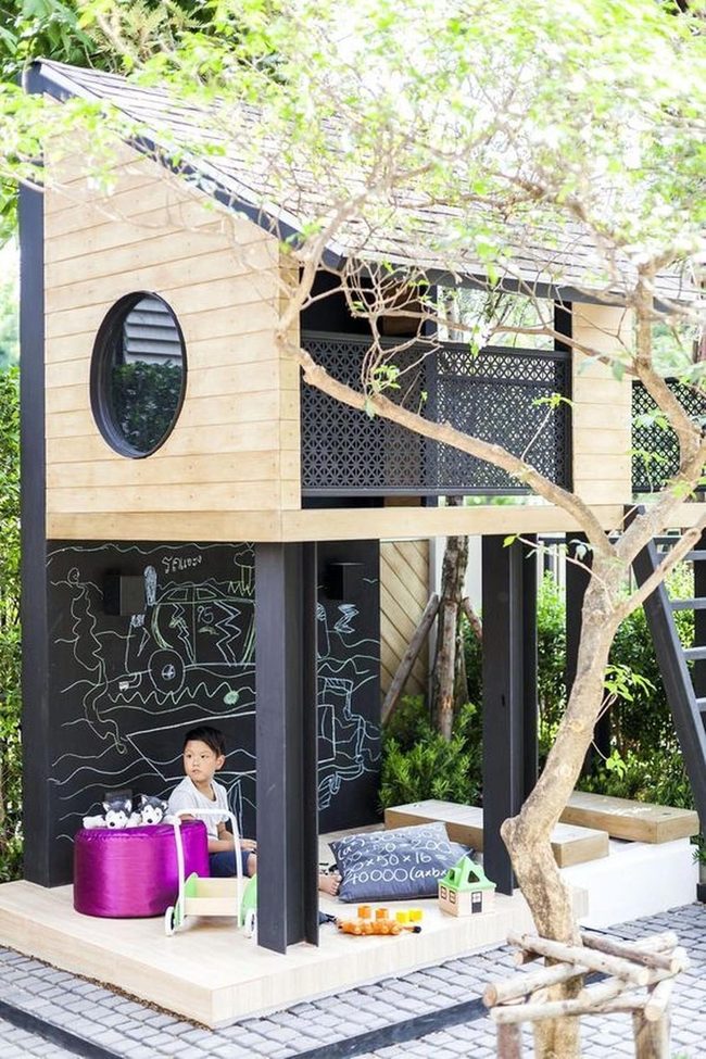 Black-Trimmed Wooden Treehouse