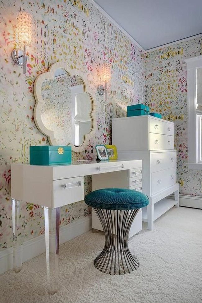 Teal Accents On Colorful Walls