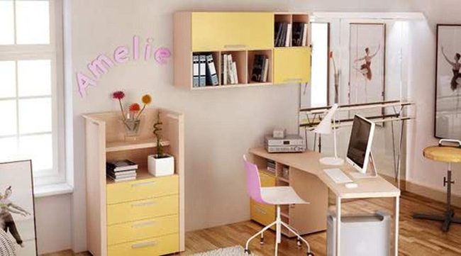 Yellow Workspace Ballet Corner