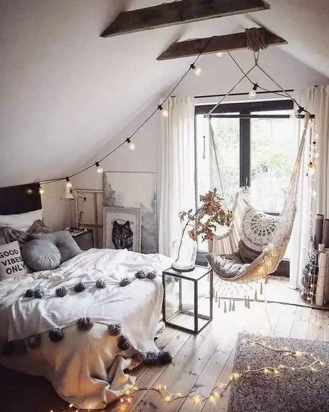 Hammock Chair In Minimalist White