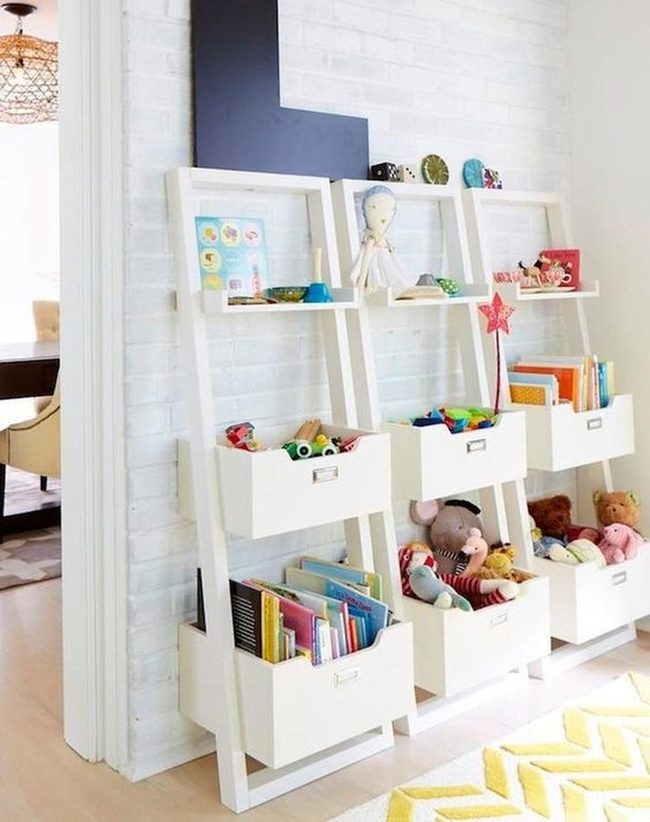 Bright Boxes, Organized Play