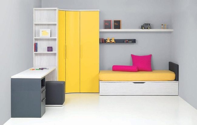 Yellow Bedroom With Hot Pink Pops
