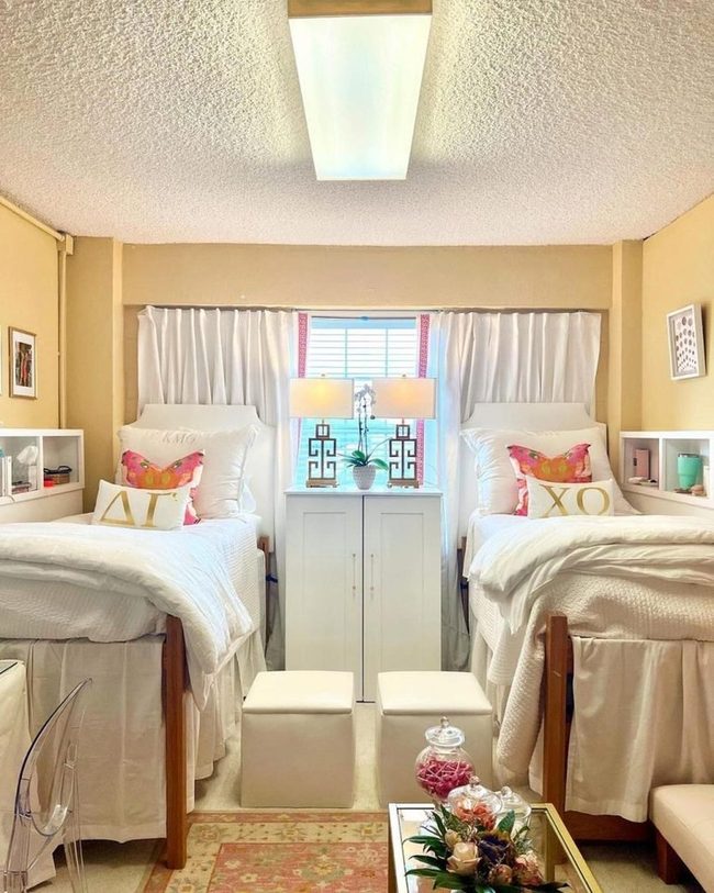 Pastel Twin Beds Friendship Space