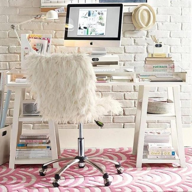 Pink Carpet, White Workspace Bliss