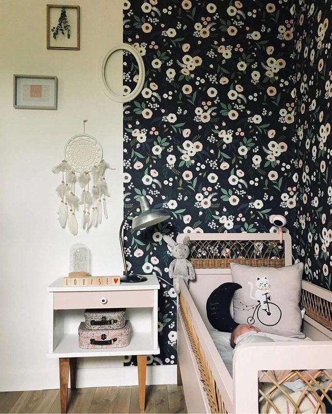 Black Florals, Wicker Dreams