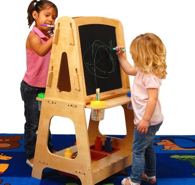 Double-Sided Creative Station