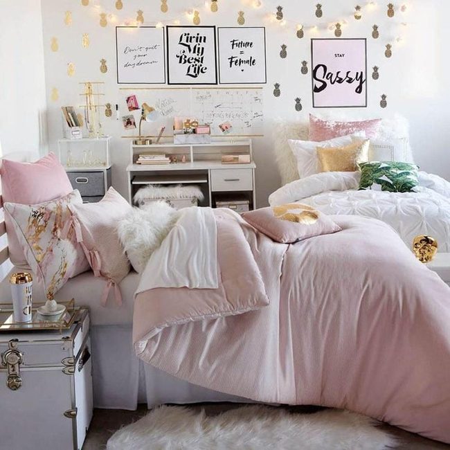 Pink Gold Corner Beds