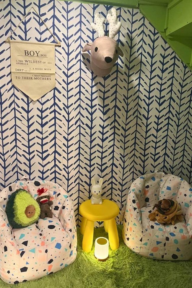 Blue Leaf Nook For Little Explorers