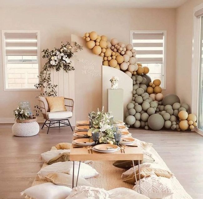 Beige Balloon Living Room