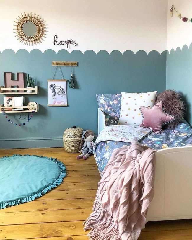 White Corner Bed, Ocean Blue Walls