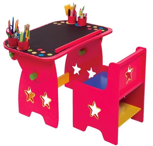 Red Star Art Station