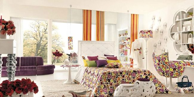 Vivid Curtains Transform Child'S Room