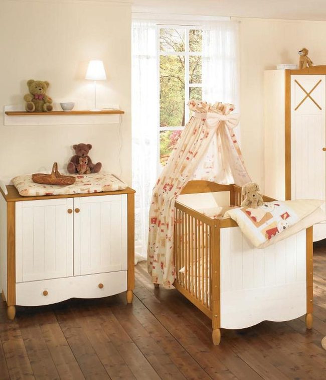 Sunlit Wood Nursery Simplicity