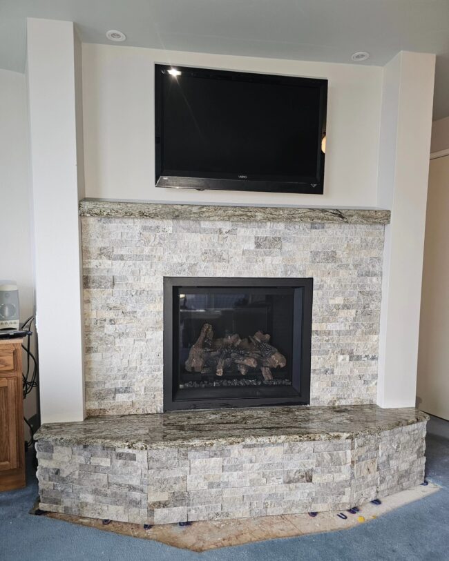 Built-In vs. Floating Mantels: Which Works Best for a TV and Fireplace Combo?