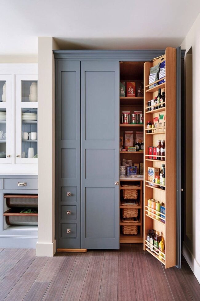 Tailored Cabinet Pantry for Efficient Storage
